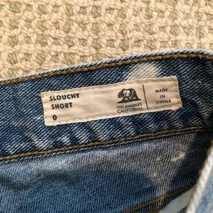 Bullhead slouchy short size S blue and white